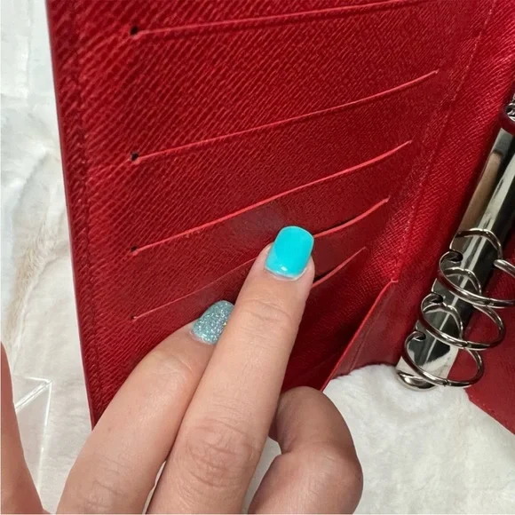 SOLD—Louis Vuitton Red Epi MM Agenda - Picture 3 of 9